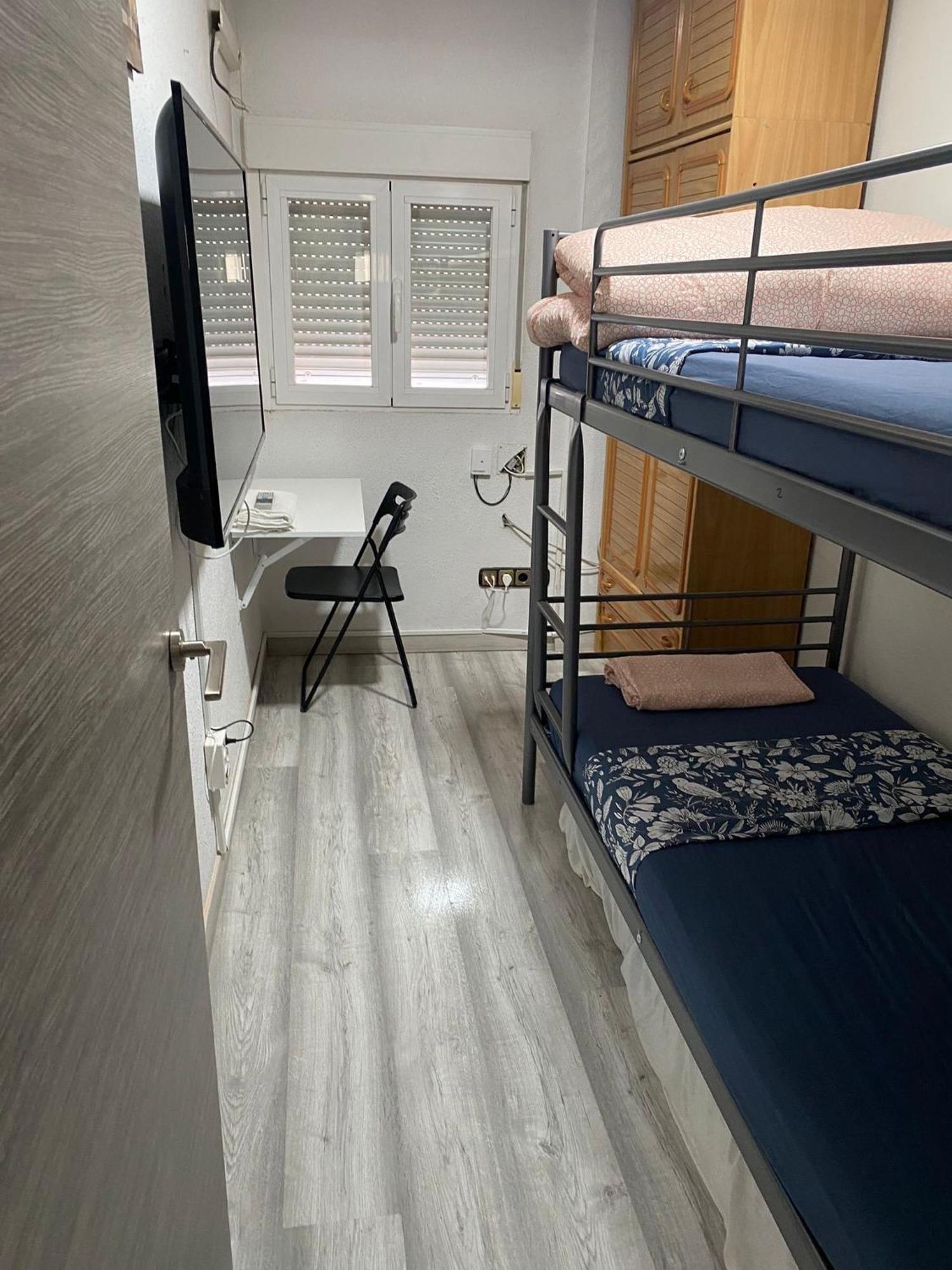 Apartamento Piso En Calle Moncada Madrid