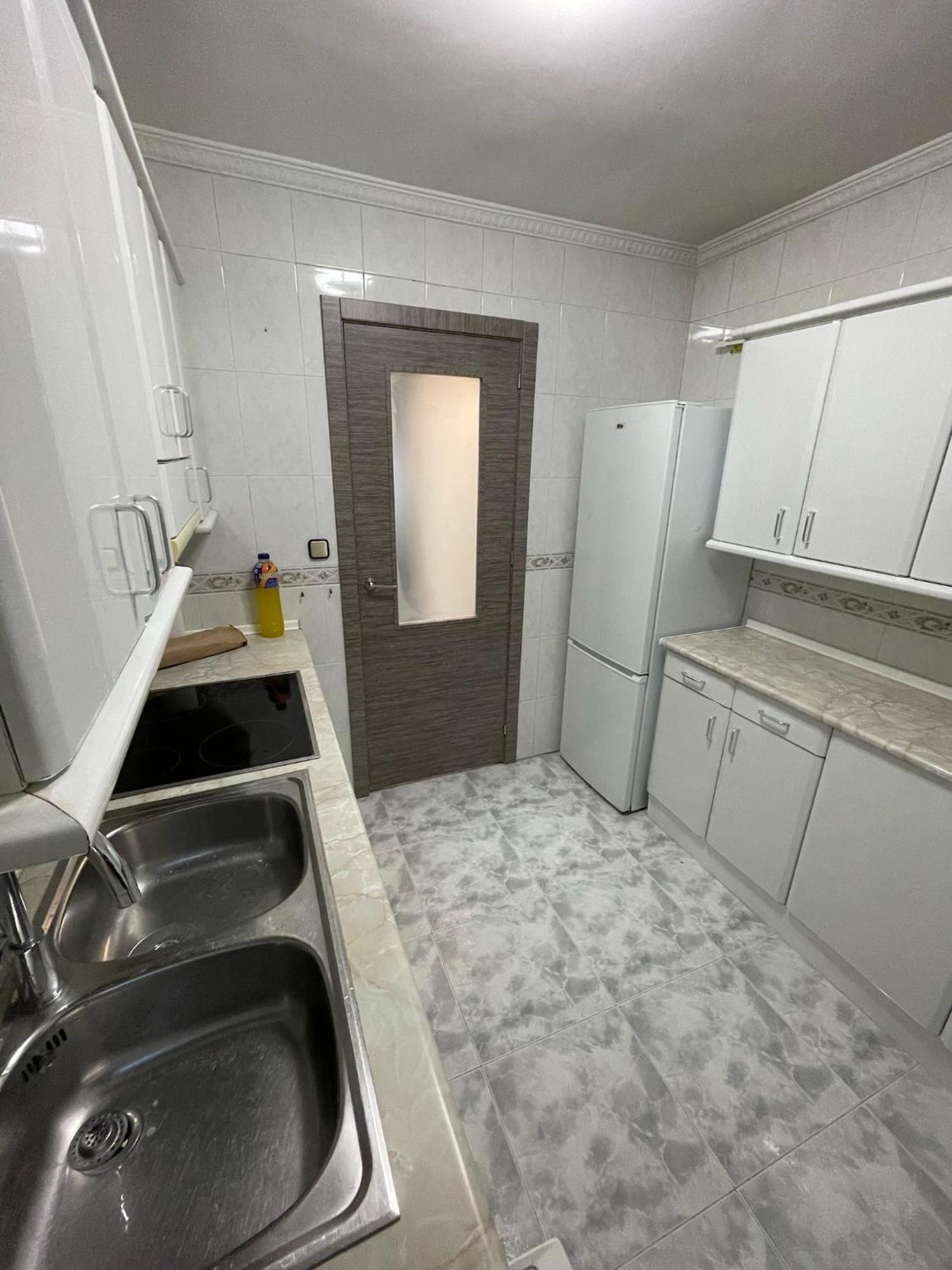 Apartamento Piso En Calle Moncada