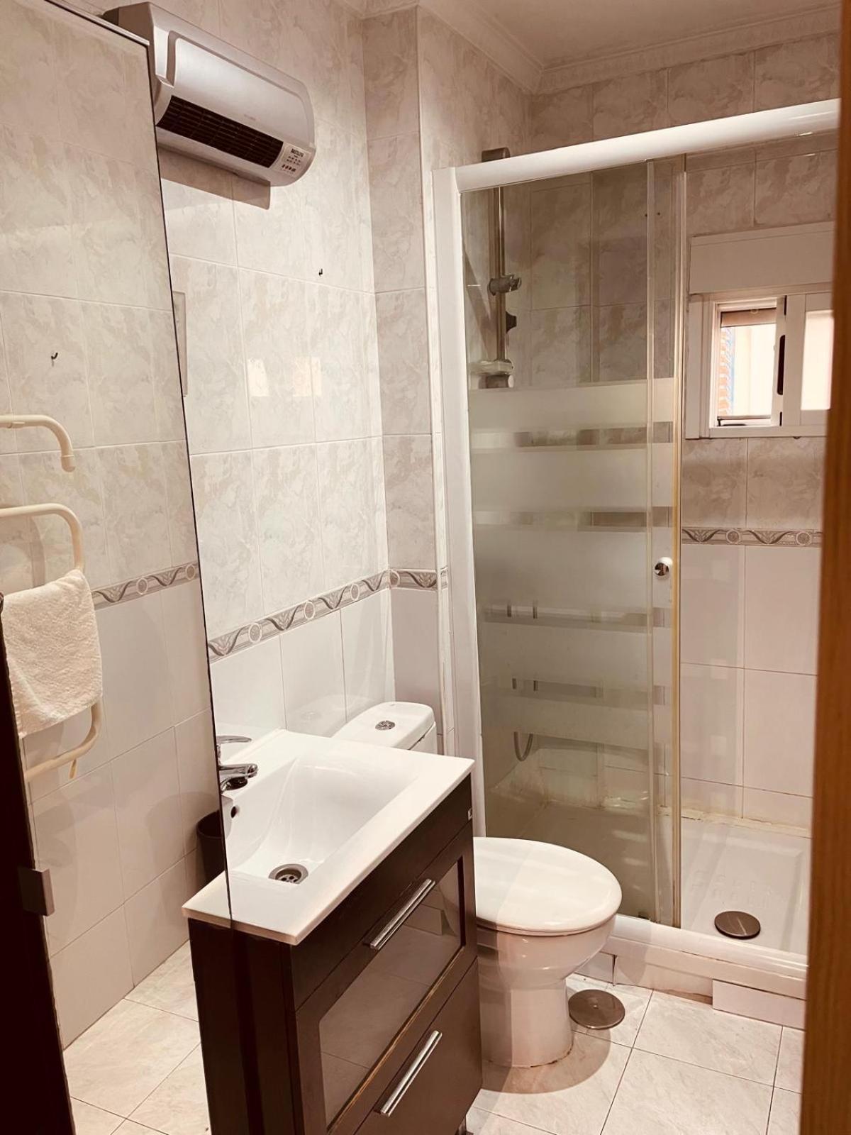 Piso En Calle Moncada Apartamento
